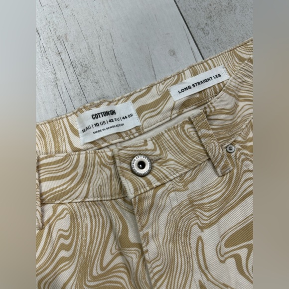 Swirl Patterned Tan Pants - Picture 2 of 3